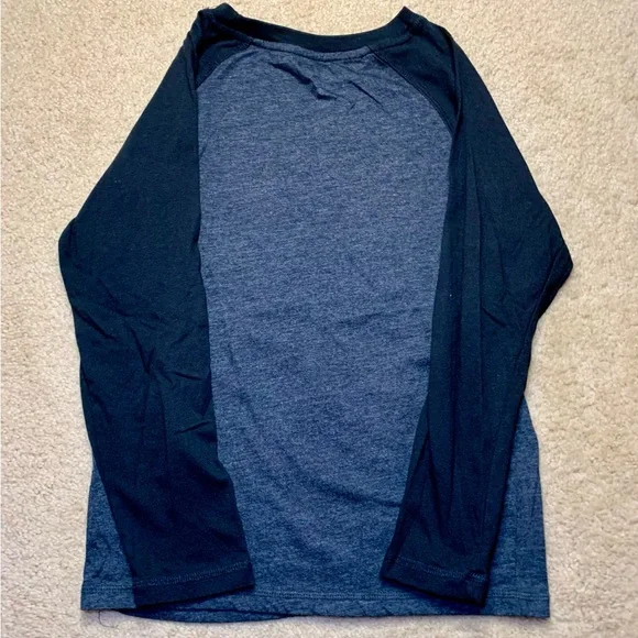 Minecraft Creeper Glow-in-the-Dark Long Sleeve Shirt (Boys MD 10/12) - Picture 3 of 5